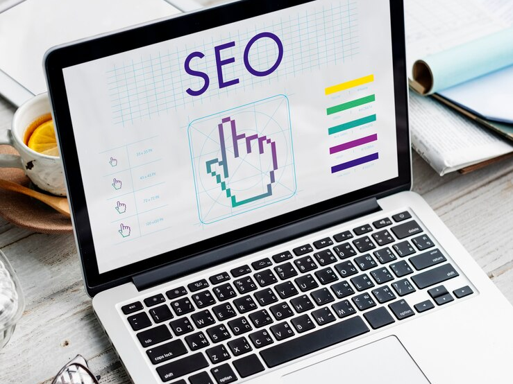 especialista em SEO notebook